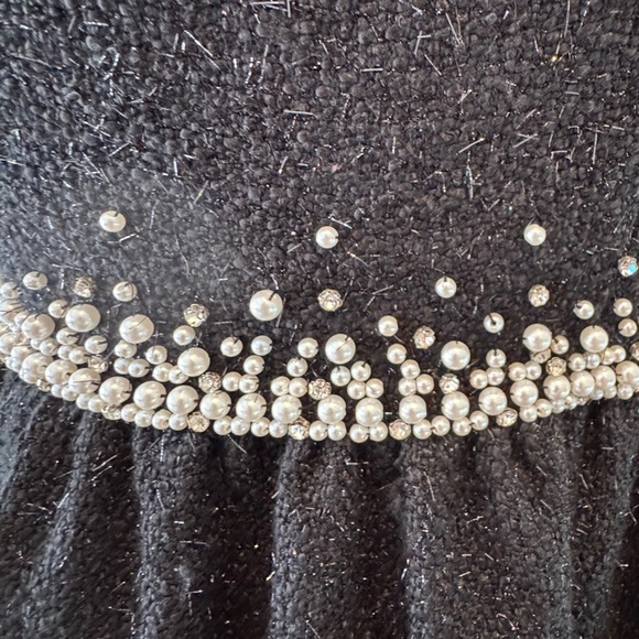 🦄 Mac Duggal Sz 2 Elegant Black Dress with Pearl Accents SAMPLE - Picture 10 of 12